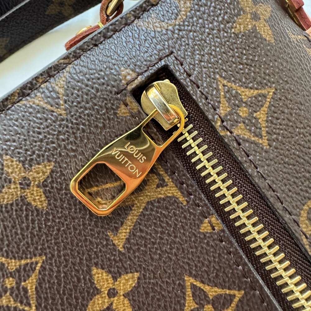 Louis Vuitton Pochette Métis - Picture 7 of 16